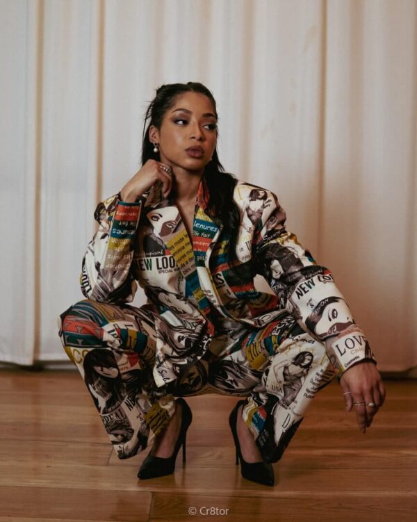 FACET ELEGANCE CROP SUIT