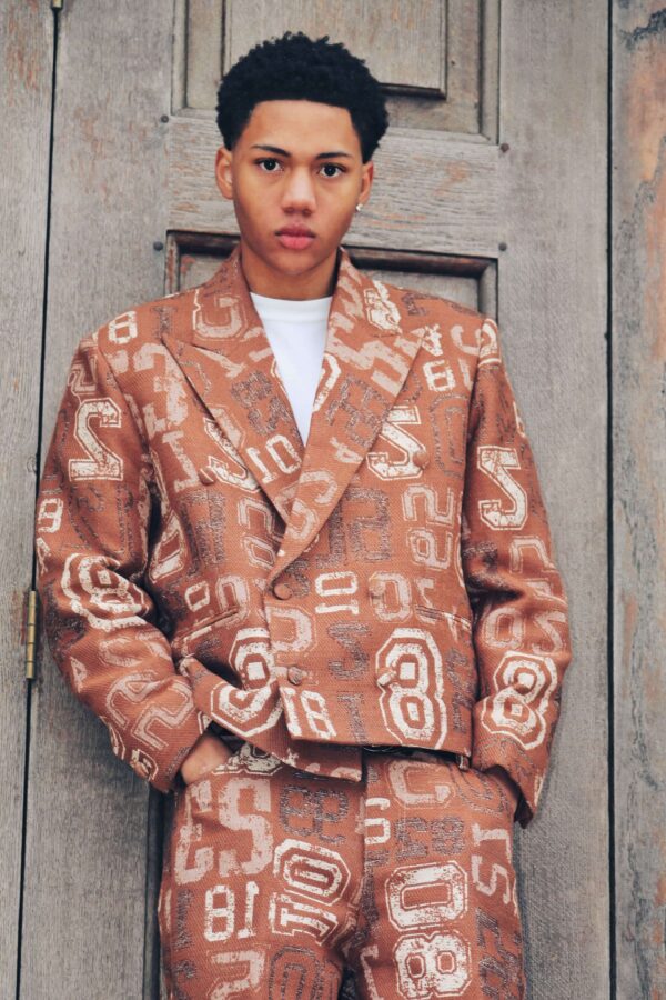 NUMERIC CROPPED SUIT